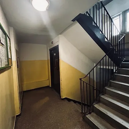 Kawalerka Blisko Srodmiescia 아파트 그단스크